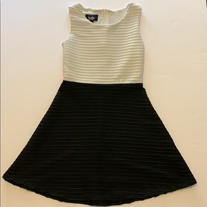 Girls black and white dress